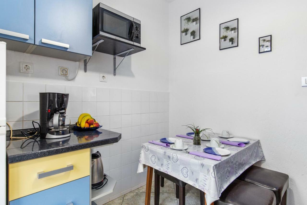 Appartement Ruza à Senj  Extérieur photo
