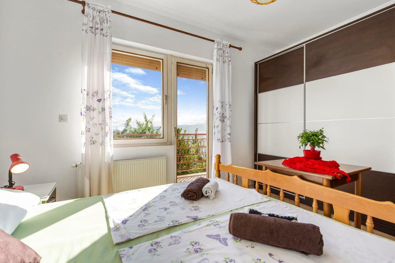 Appartement Ruza à Senj  Extérieur photo
