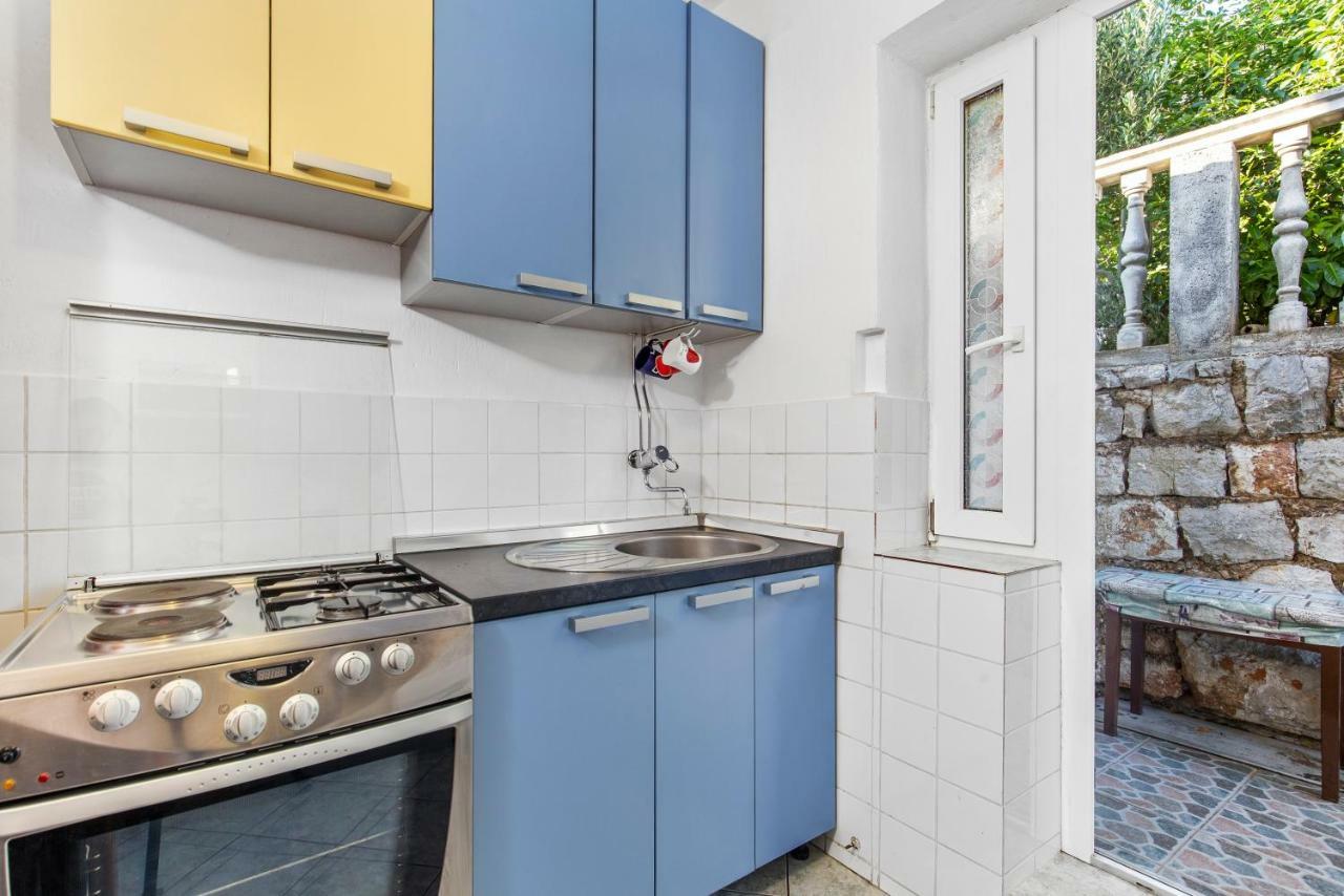 Appartement Ruza à Senj  Extérieur photo
